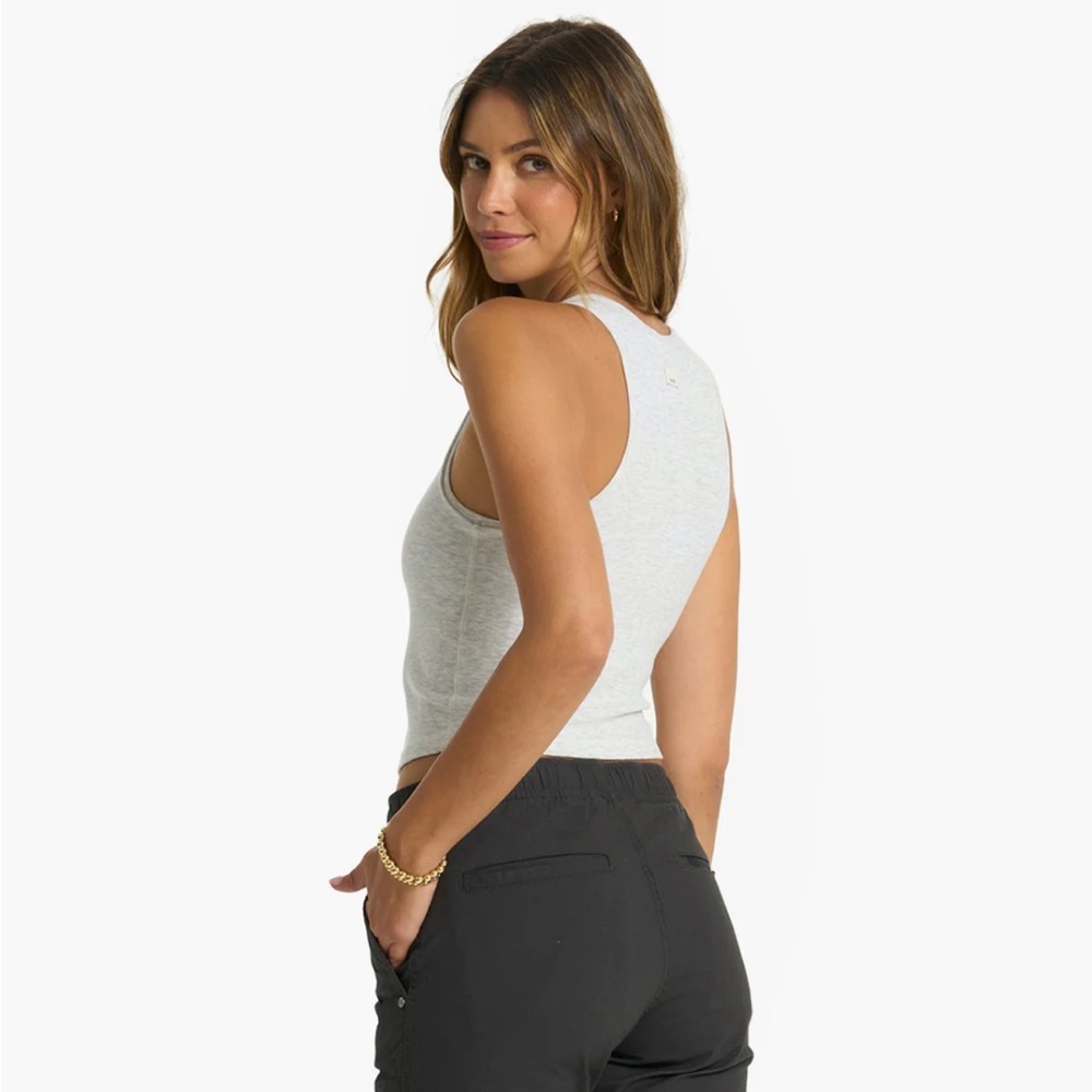 Vuori Pose Plyo Tank Women's Rib Tank Size M Color White Heather NWT